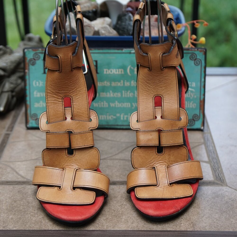 DIANE von FURSTENBERG LEATHER HEEL SANDAL 7.5M - Picture 3 of 16